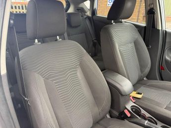 Ford Fiesta 1.0T EcoBoost Titanium Euro 6 (s/s) 5dr