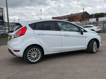 Ford Fiesta 1.0T EcoBoost Titanium Euro 6 (s/s) 5dr