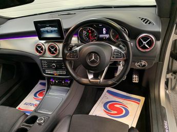 Mercedes-Benz CLA 2.1 CLA220d AMG Line Coupe 7G-DCT Euro 6 (s/s) 4dr