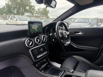 Mercedes-Benz A Class 2.1 A220d AMG Line (Executive) 7G-DCT Euro 6 (s/s) 5dr