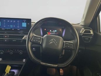 Citroen e-C4 50kWh Shine Hatchback 5dr Electric Auto (136 ps)
