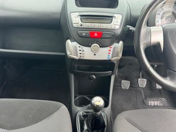 Toyota AYGO 1.0 VVT-i Mode Euro 5 5dr