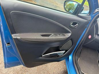 Renault Zoe Q90 41kWh Dynamique Nav Auto 5dr (Quick Charge, Battery Lease)