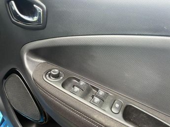 Renault Zoe Q90 41kWh Dynamique Nav Auto 5dr (Quick Charge, Battery Lease)