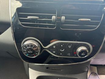 Renault Zoe Q90 41kWh Dynamique Nav Auto 5dr (Quick Charge, Battery Lease)