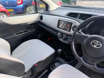 Toyota Yaris 1.0 VVT-i Icon 5dr Petrol Auto Euro 5