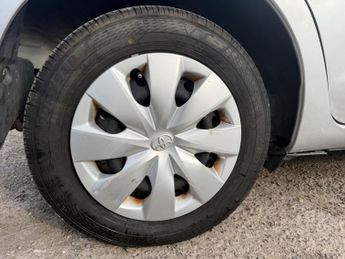 Toyota Yaris 1.0 VVT-i Icon 5dr Petrol Auto Euro 5
