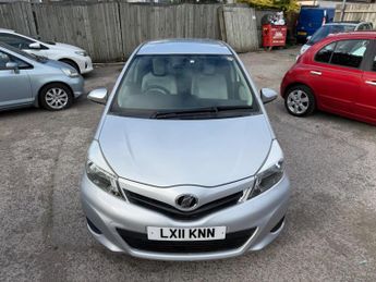Toyota Yaris 1.0 VVT-i Icon 5dr Petrol Auto Euro 5