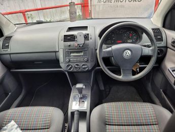 Volkswagen Polo 1.4 S Hatchback 5dr Petrol Automatic (165 g/km, 79 bhp)