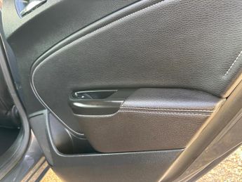 Vauxhall Astra 1.6 16v Elite Auto Euro 5 5dr