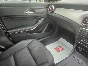 Mercedes-Benz CLA 2.1 CLA220 CDI AMG Sport Coupe 7G-DCT Euro 6 (s/s) 4dr