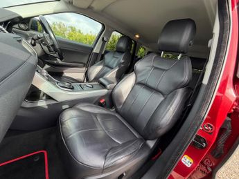 Land Rover Range Rover Evoque 2.0 TD4 SE Auto 4WD Euro 6 (s/s) 5dr
