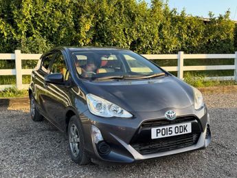 Toyota Aqua 1.5 PETROL HYBRID AUTOMATIC