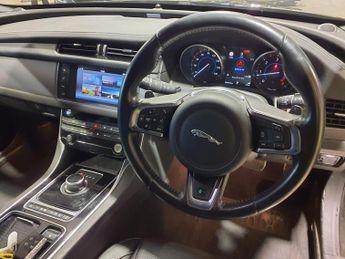 Jaguar XF 2.0d R-Sport Auto Euro 6 (s/s) 4dr