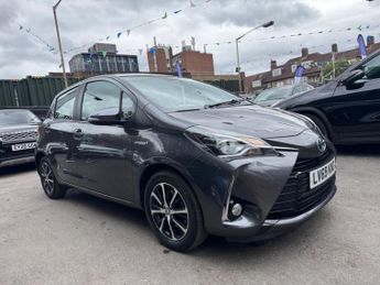 Toyota Yaris 1.5 VVT-h Icon Tech E-CVT Euro 6 (s/s) 5dr