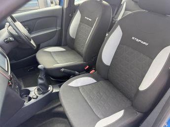 Dacia Sandero Stepway 0.9 TCe Laureate Euro 6 (s/s) 5dr