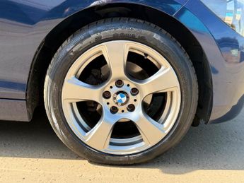 BMW 1 Series 2.0 116d Sport Auto Euro 5 (s/s) 5dr