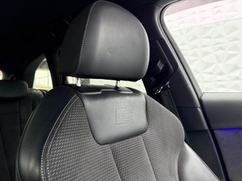 Audi A4 Avant 2.0 TDI 40 Black Edition S Tronic quattro Euro 6 (s/s) 5dr