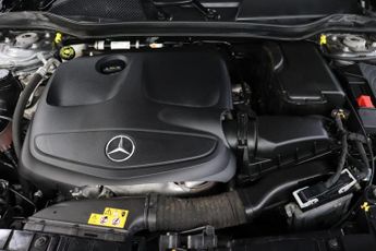 Mercedes-Benz GLA 1.6 GLA180 Urban Edition 7G-DCT Euro 6 (s/s) 5dr