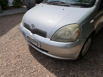 Toyota Yaris 1.3 VVT-i 16v GLS 5dr