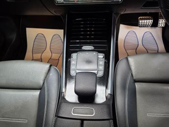 Mercedes-Benz GLA 1.3 GLA250e 15.6kWh Exclusive Edition (Premium Plus) 8G-DCT Euro