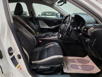 Lexus IS 2.0 200T Sport Auto Euro 6 4dr