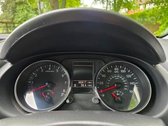 Nissan Qashqai 1.6 n-tec 2WD Euro 5 5dr