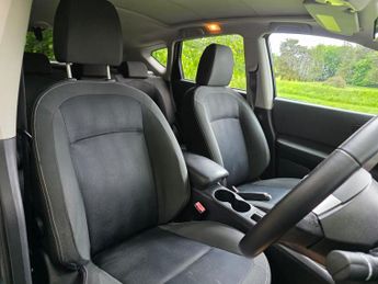 Nissan Qashqai 1.6 n-tec 2WD Euro 5 5dr