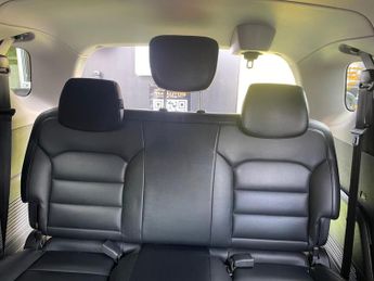 SsangYong Turismo 2.2D EX T-Tronic Euro 6 5dr