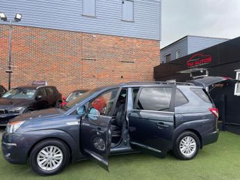 SsangYong Turismo 2.2D EX T-Tronic Euro 6 5dr