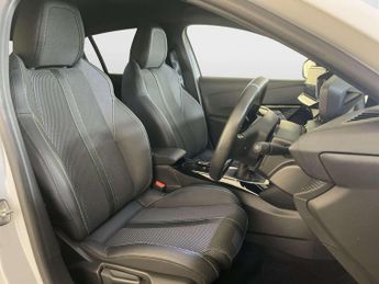 Peugeot 208 1.2 PureTech GT Hatchback 5dr Petrol Manual Euro 6 (s/s) (100 ps