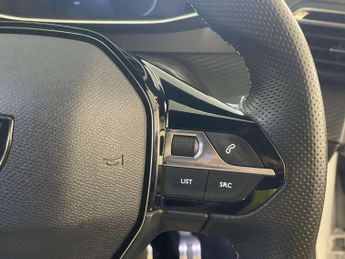 Peugeot 208 1.2 PureTech GT Hatchback 5dr Petrol Manual Euro 6 (s/s) (100 ps