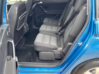 Volkswagen Touran 1.6 TDI SE Family DSG Euro 6 (s/s) 5dr