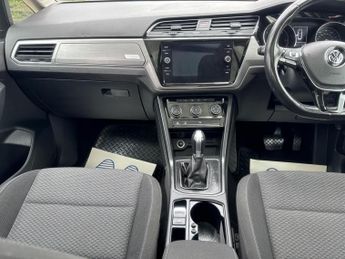 Volkswagen Touran 1.6 TDI SE Family DSG Euro 6 (s/s) 5dr
