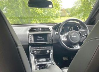 Jaguar XE 2.0d R-Sport Auto Euro 6 (s/s) 4dr