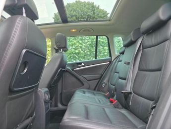 Volkswagen Tiguan 2.0 TSI Match DSG 4WD Euro 5 5dr
