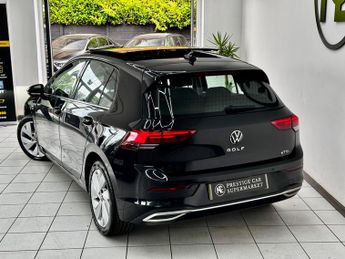 Volkswagen Golf 1.5 eTSI MHEV Style DSG Euro 6 (s/s) 5dr