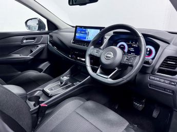 Nissan Qashqai 1.3 DIG-T MHEV N-Connecta SUV 5dr Petrol Hybrid XTRON Euro 6 (s/