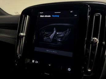 Volvo XC40 Plus B3 (163 hp) Auto