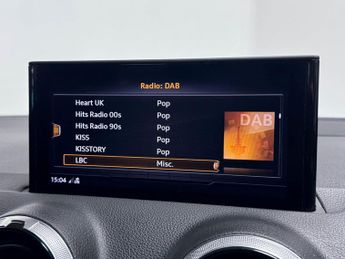 Audi Q2 1.5 TFSI CoD 35 S line SUV 5dr Petrol S Tronic Euro 6 (s/s) (150