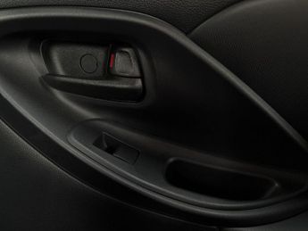 Toyota Yaris Cross 1.5 VVT-h Design SUV 5dr Petrol Hybrid E-CVT Euro 6 (s/s) (116 p