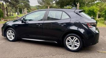 Toyota Corolla 1.8 VVT-h Icon Tech CVT Euro 6 (s/s) 5dr