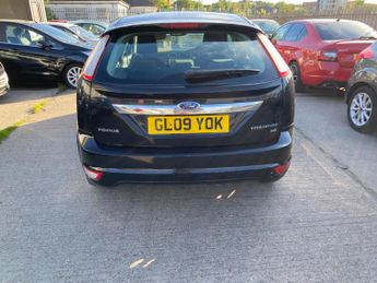 Ford Focus 1.6 Titanium 5dr
