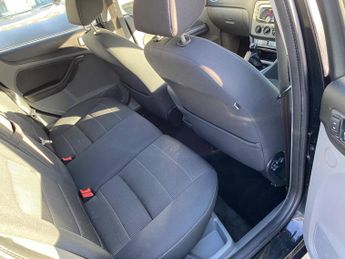 Ford Focus 1.6 Titanium 5dr