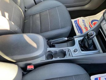 Ford Focus 1.6 Titanium 5dr