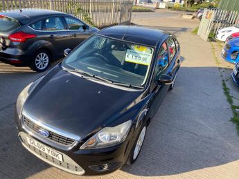 Ford Focus 1.6 Titanium 5dr