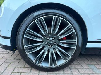 Land Rover Range Rover Velar 3.0 SD6 V6 R-Dynamic SE Auto 4WD Euro 6 (s/s) 5dr