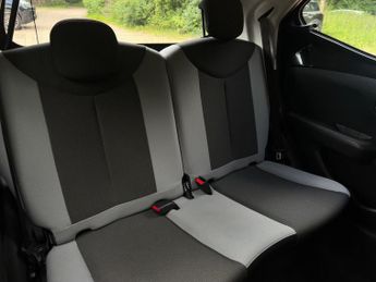 Toyota AYGO 1.0 VVT-i x-clusiv Euro 5 5dr Euro 5