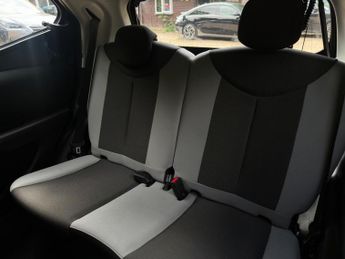 Toyota AYGO 1.0 VVT-i x-clusiv Euro 5 5dr Euro 5