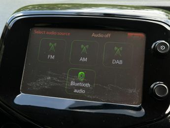 Toyota AYGO 1.0 VVT-i x-clusiv Euro 5 5dr Euro 5
